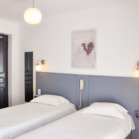 Hotel Les Arbousiers Calvi  Exteriör bild