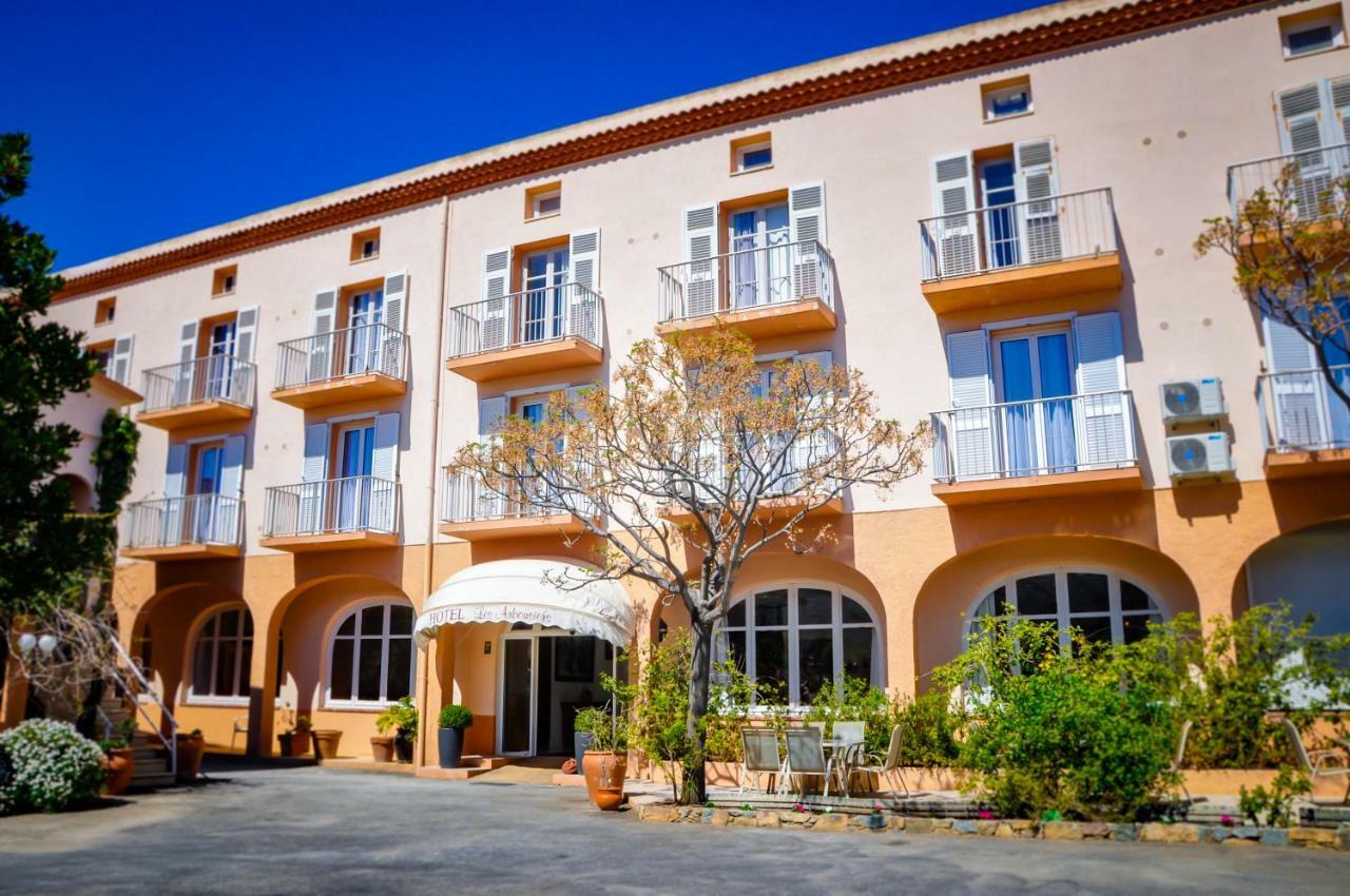 Hotel Les Arbousiers Calvi  Exteriör bild